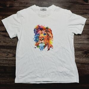 Colorful Lion face t shirt Size small